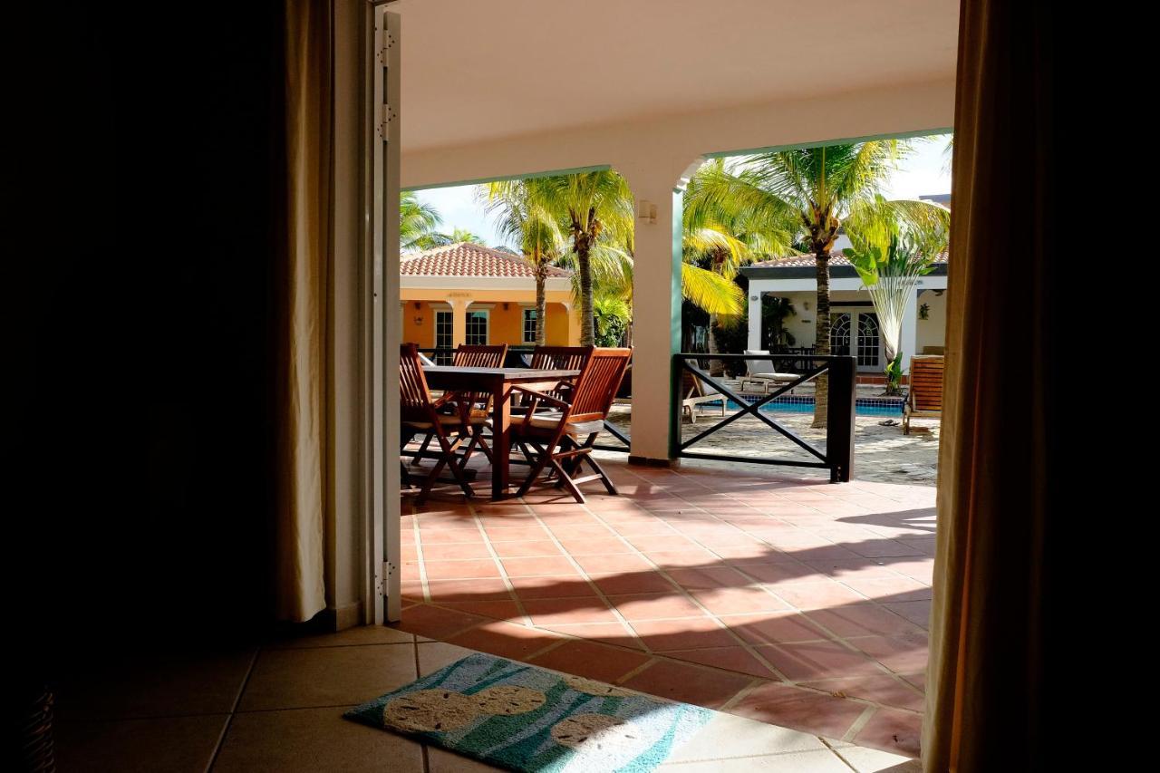 Villa Olivia Poolside Kralendijk  Exterior foto